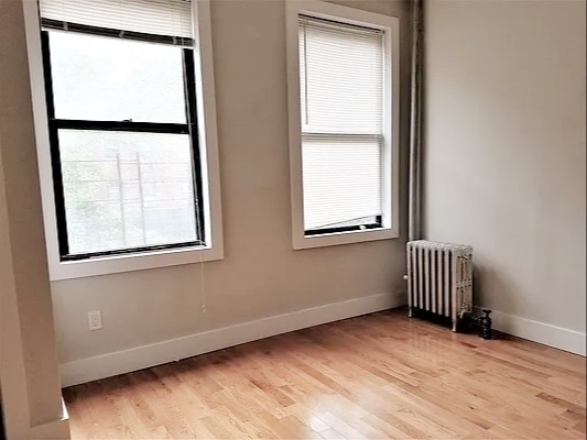 219 East 17th Street - Photo 2