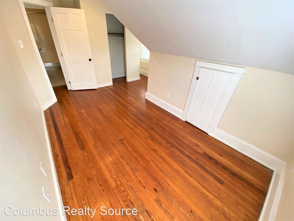 2233 Summit Street - Photo 41