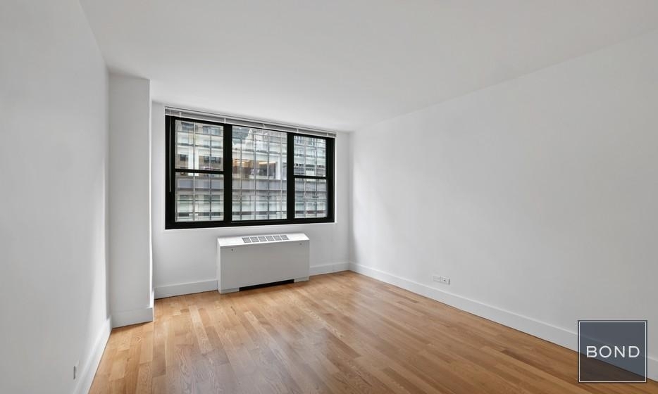 West 58th Street - Photo 5