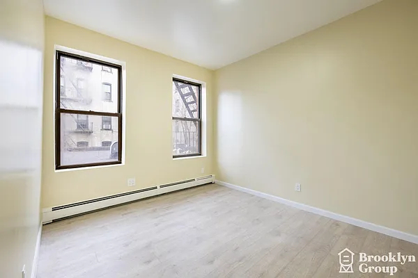 332 Empire Boulevard - Photo 3