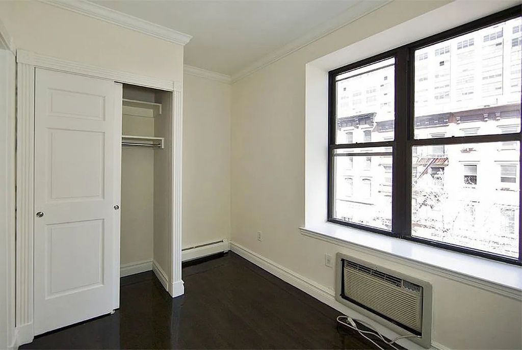 322 West 14th Street - Photo 4