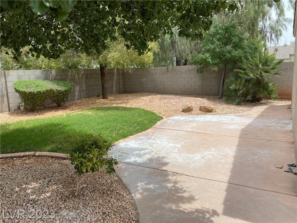 3260 Fossil Springs Street - Photo 20