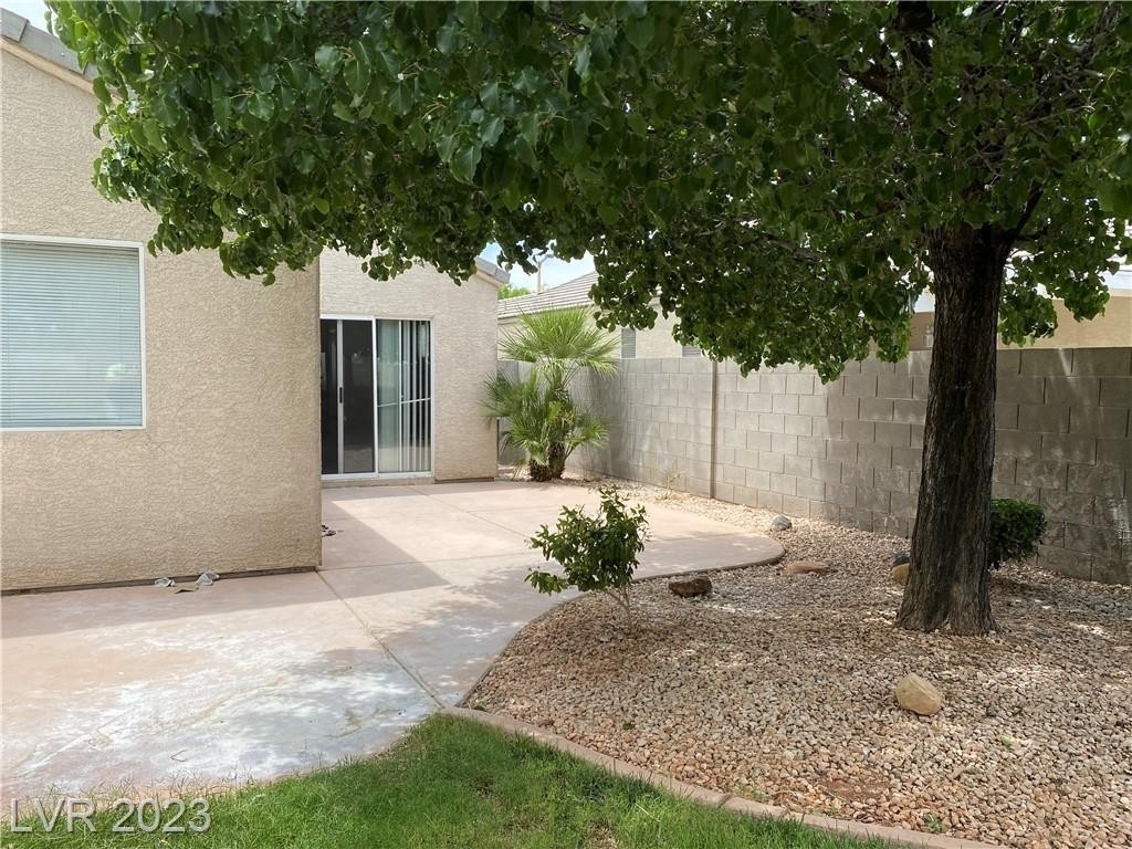 3260 Fossil Springs Street - Photo 23