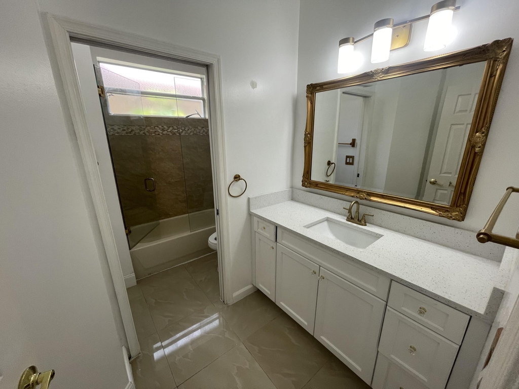 6787 Aliso Avenue - Photo 8