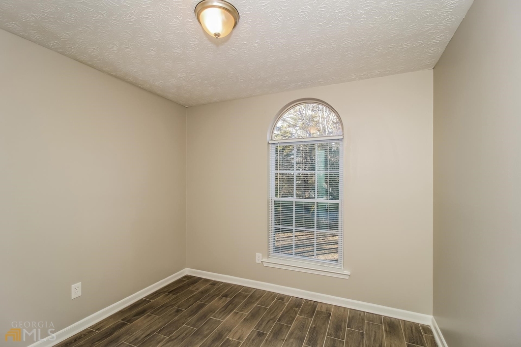 10416 Larrack Court - Photo 11