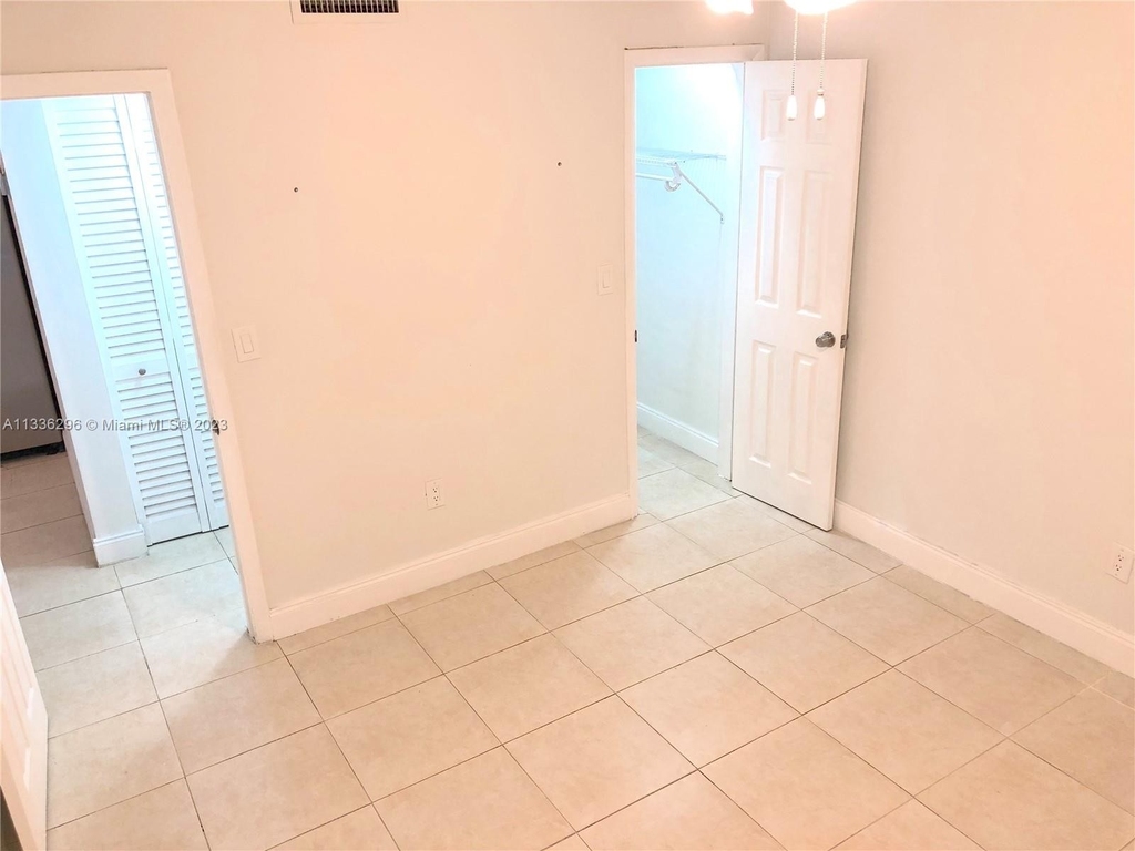 4301 Nw South Tamiami Canal Dr - Photo 13