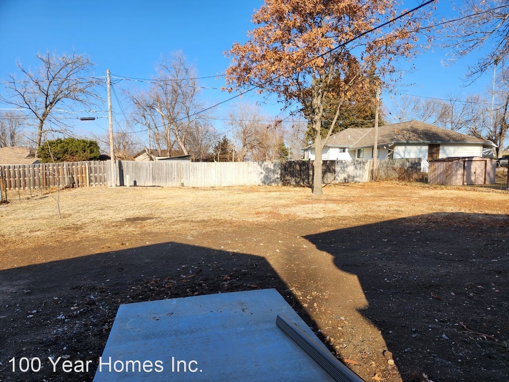 560 Cedar Street - Photo 13