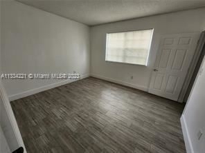 215 Sw 117th Ter - Photo 10