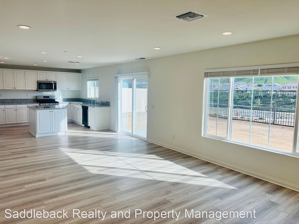 20135 Sanquinella Cir, - Photo 6