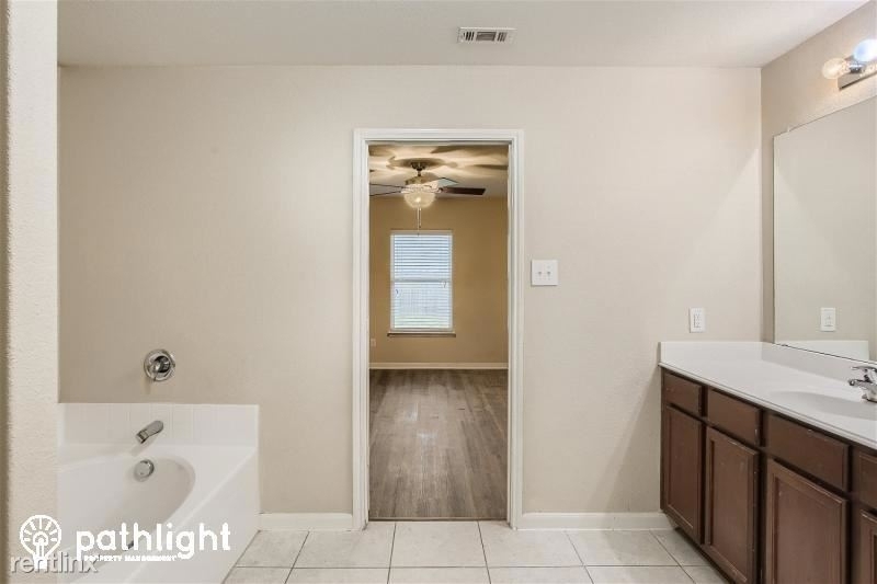 2116 Bluebell Dr Unit - Photo 10