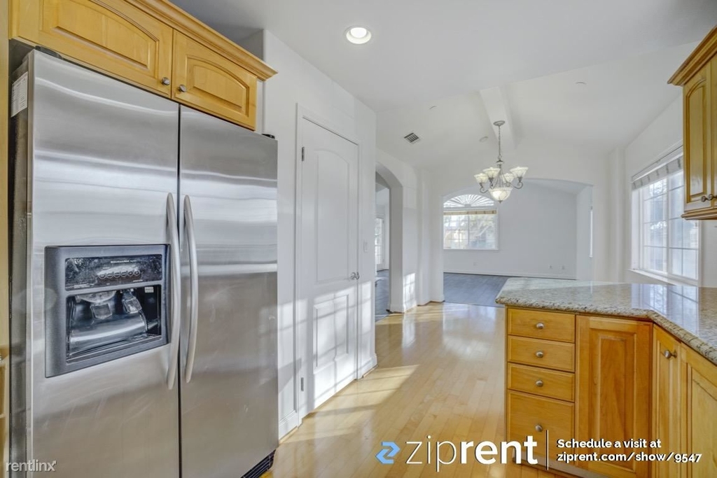 2417 Grant Avenue - Unit A - Photo 6