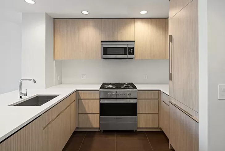 West 66  St  - Photo 3