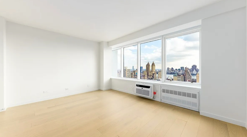 West 88 St  - Photo 2