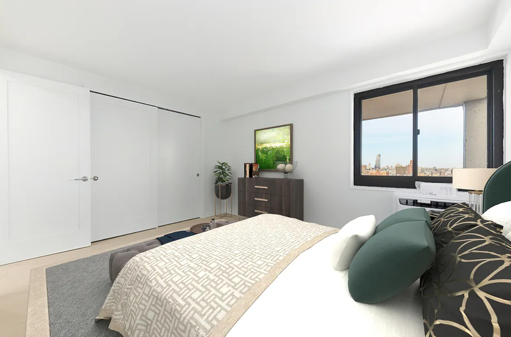 West 87 St  - Photo 2
