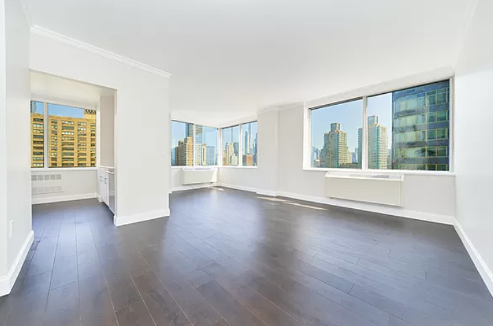 West 67 St  - Photo 0
