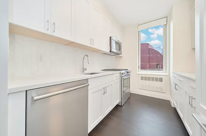 West 67 St  - Photo 0