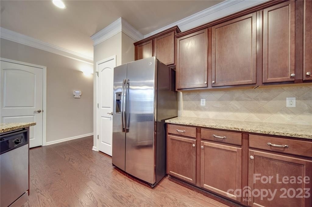 9683 Camberley Avenue - Photo 3