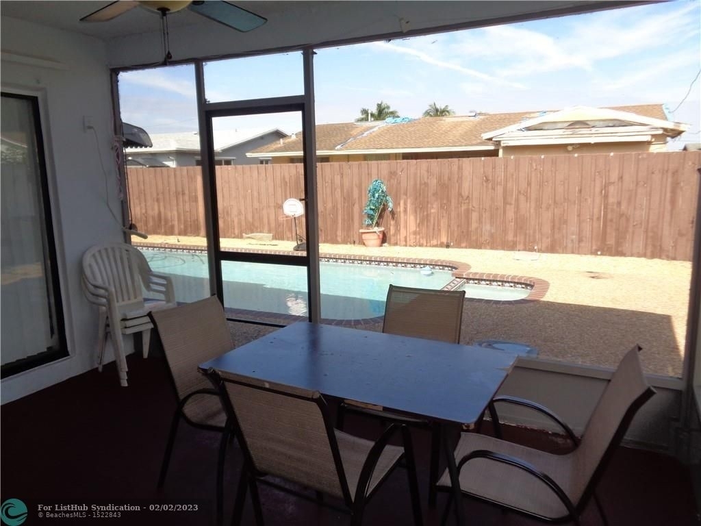 9571 Sunset Strip - Photo 14