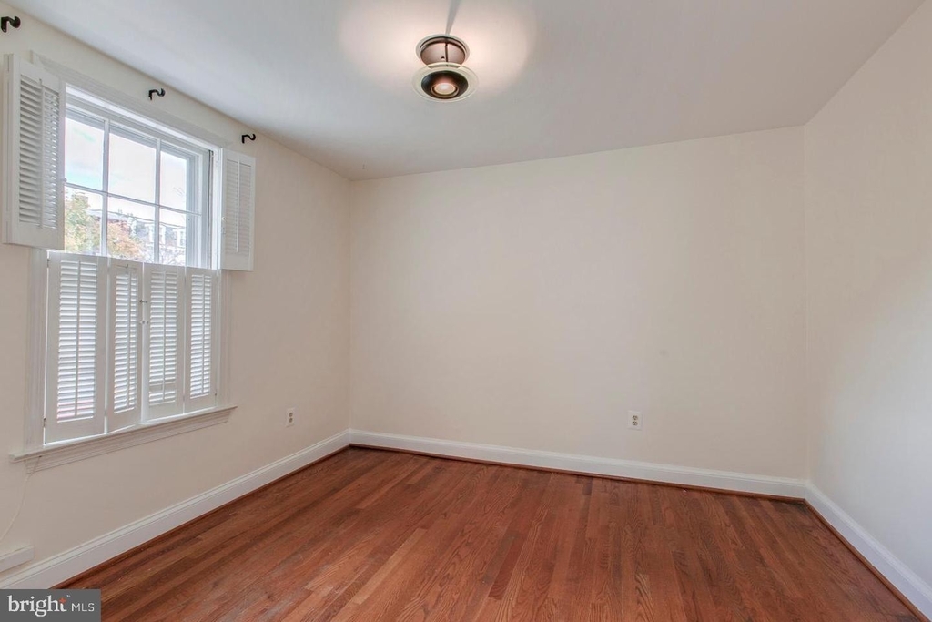 1401 35th St Nw - Photo 31