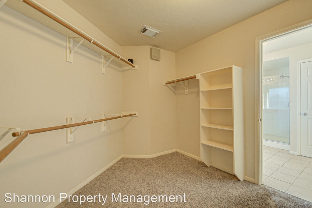 3703 Lamppost Place - Photo 17