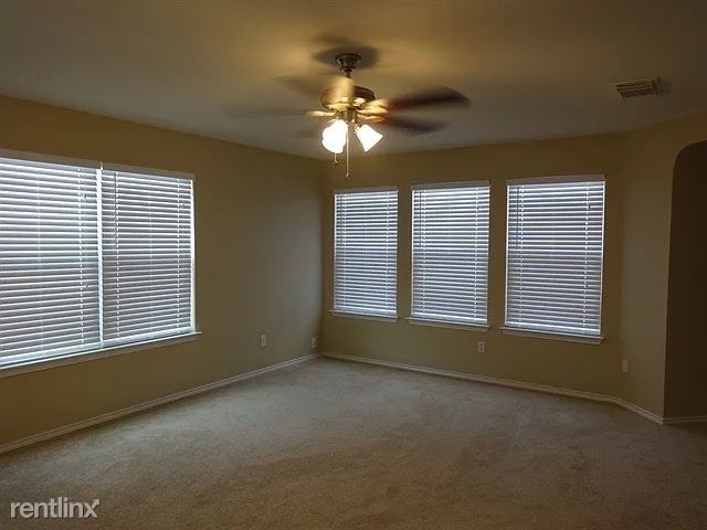 7815 Brazoria Park - Photo 1