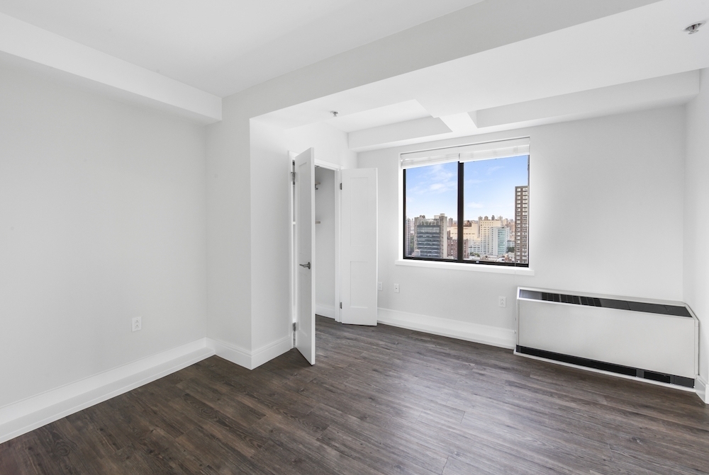 354 East 91st Street - Photo 4