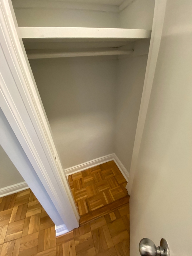 360 East 65th Street - Photo 9