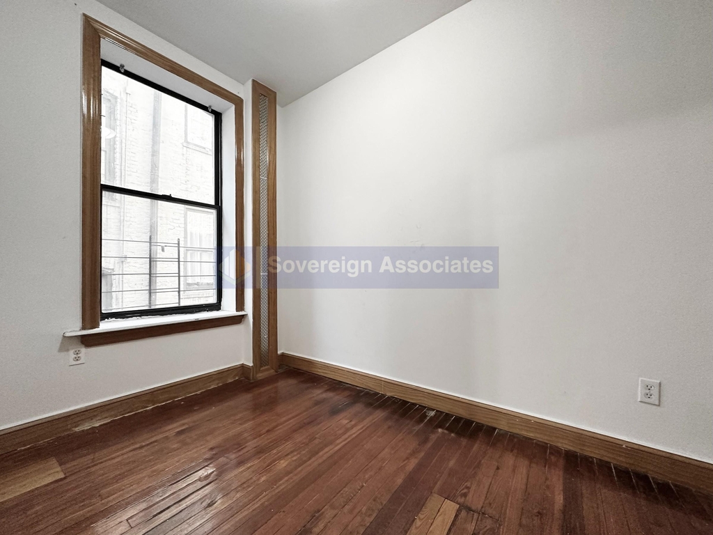 529 West 151st Street - Photo 6