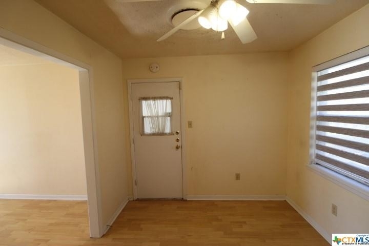 1007 E Robertson Avenue - Photo 5