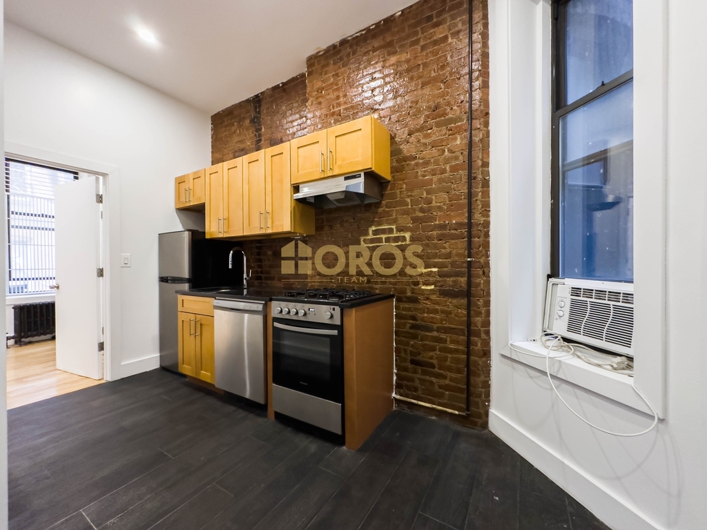 326 East 13th Street - Photo 0