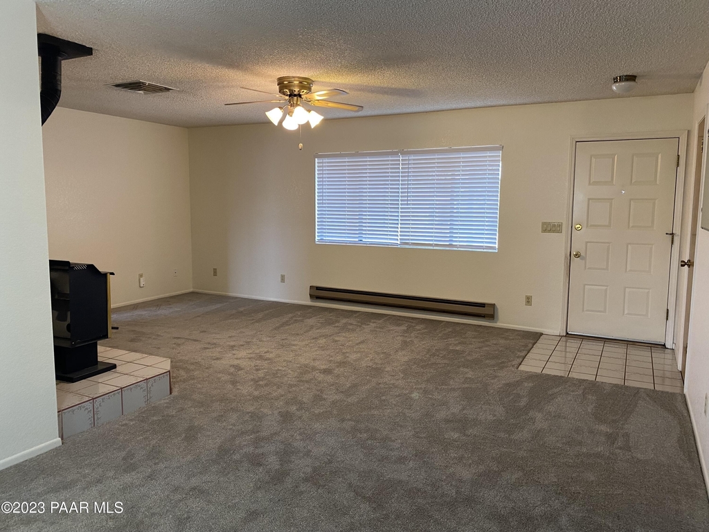 3660 N Lynn Drive - Photo 3