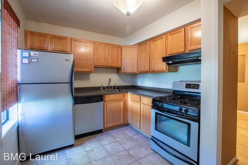 9633 Whiteacre Rd Unit B2 - Photo 8