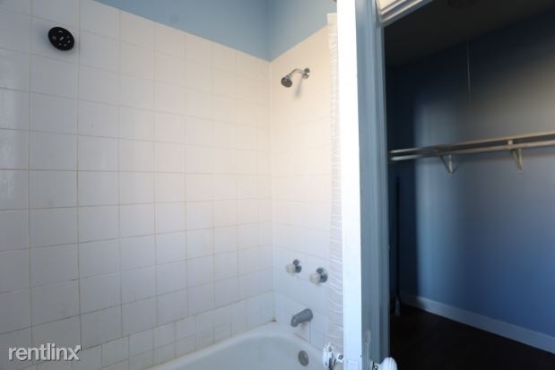 3121 N. Hamlin, Unit M3 - Photo 13