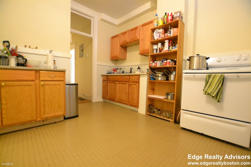 1721 Commonwealth Ave Apt 1 - Photo 3