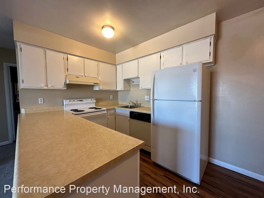 5995 W. Hampden Ave Unit B24 - Photo 6