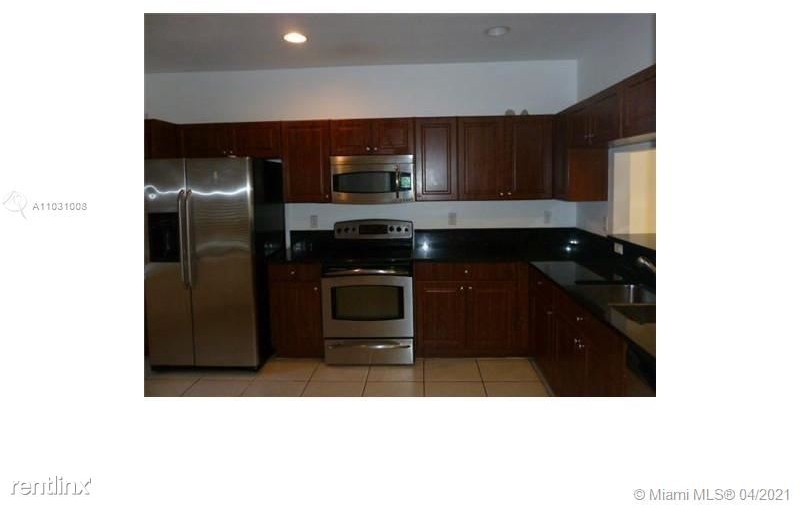 2516 Sw 83rd Ave # 104 - Photo 5