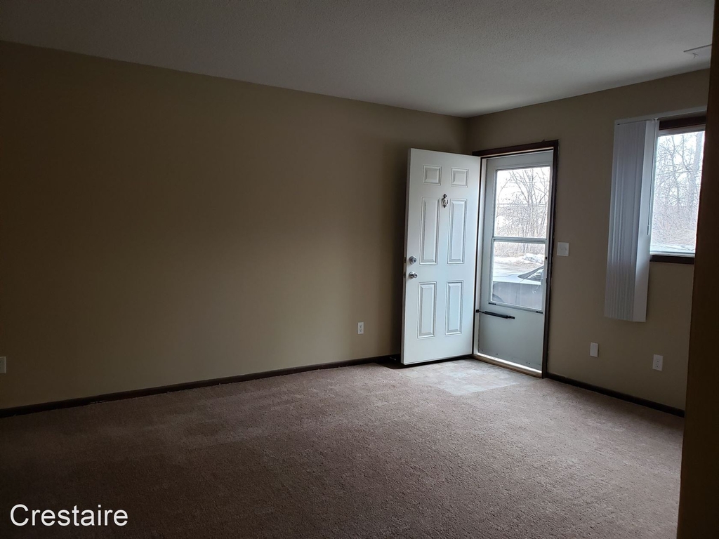 1511 Thomas Drive - Photo 11