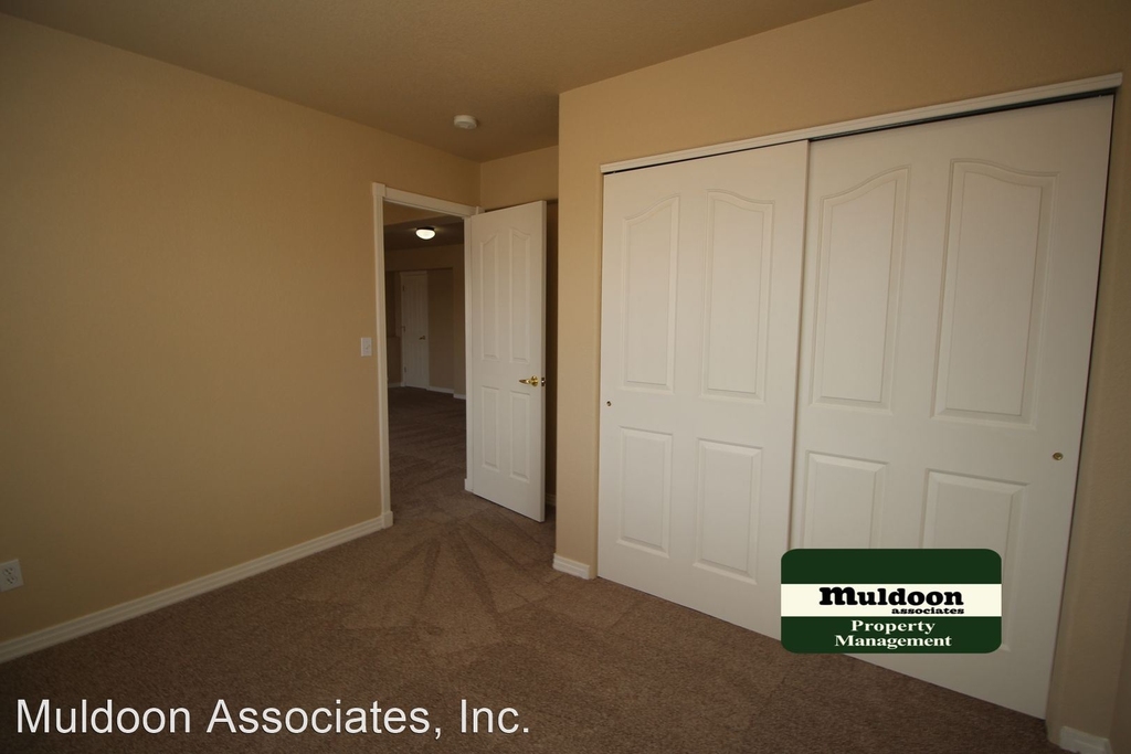 1447 Madison Ridge Hts #e - Photo 10