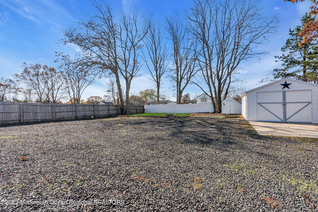 798 Fischer Boulevard - Photo 14