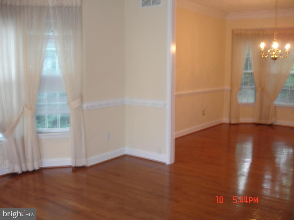 7702 Winterwood Court - Photo 2