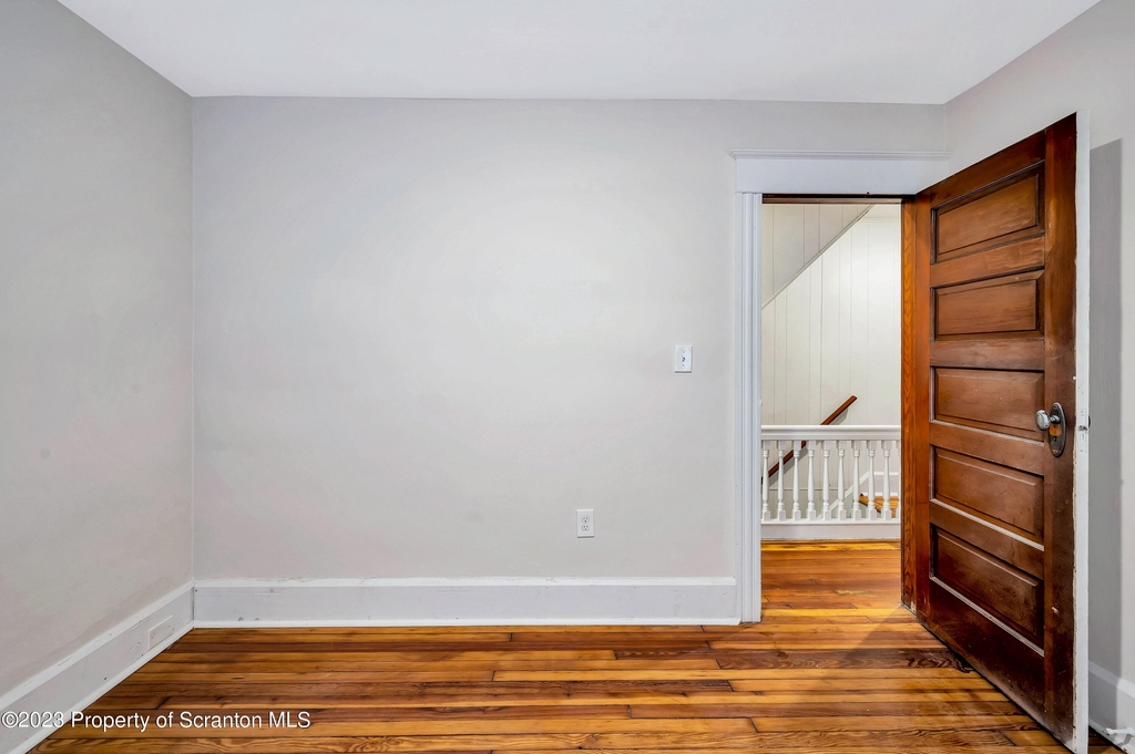 811 Grandview Street - Photo 22