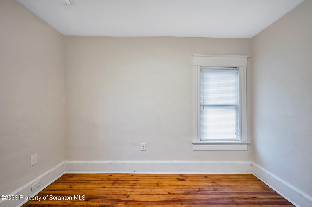 811 Grandview Street - Photo 18