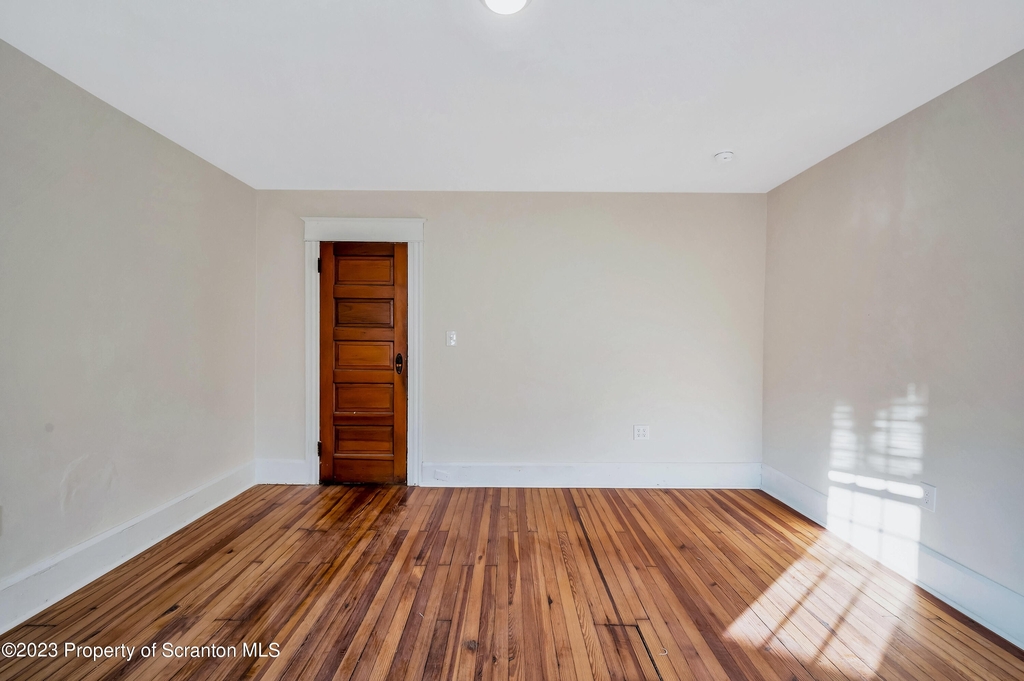 811 Grandview Street - Photo 24