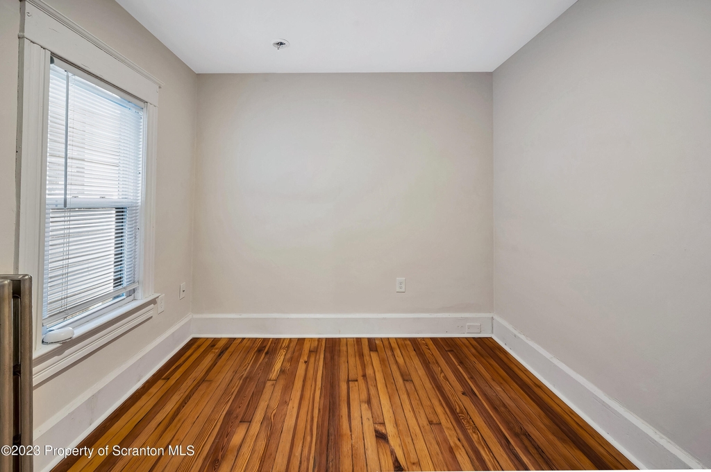 811 Grandview Street - Photo 20