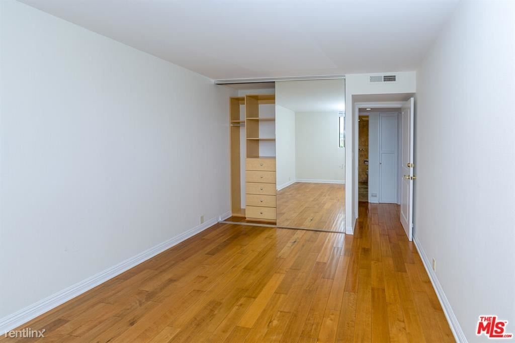 10535 Wilshire Blvd Apt 1609 - Photo 10