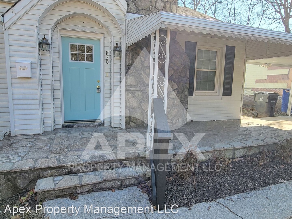 830 Freemason Street - Photo 2