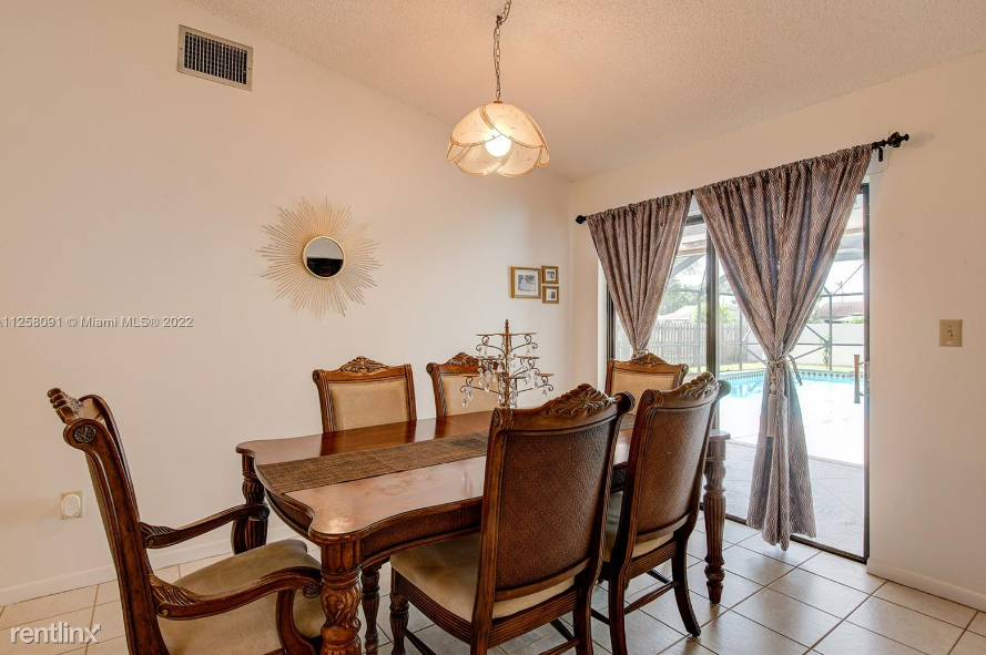 11909 Sw 48th Ct - Photo 6