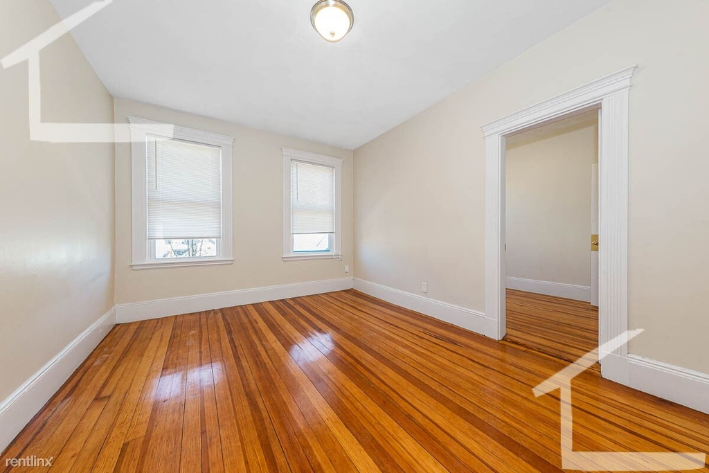 52 Montfern Ave Apt 1a - Photo 5