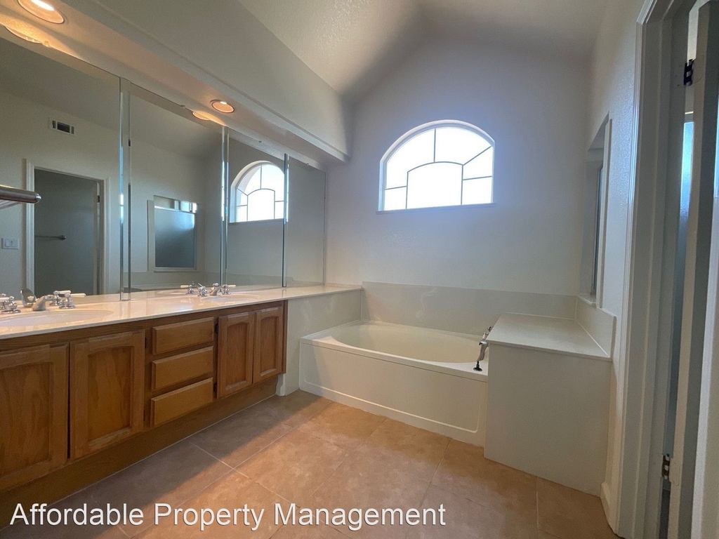 34311 Eucalyptus Terrace - Photo 6