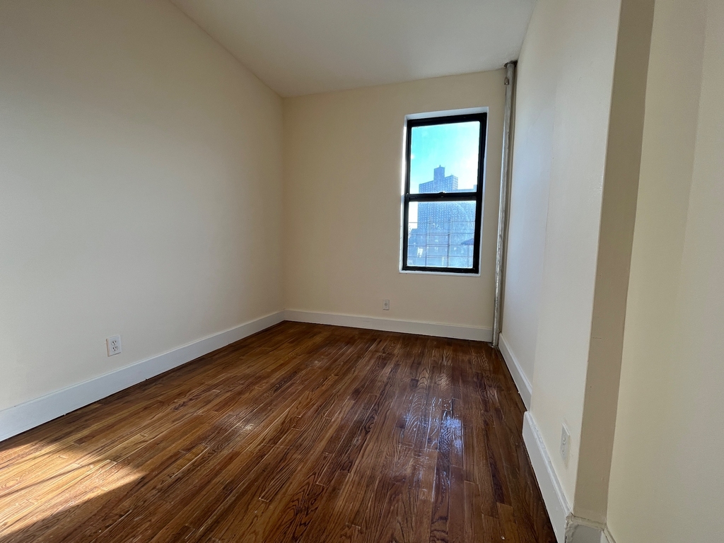 608 West 139th Street - Photo 5